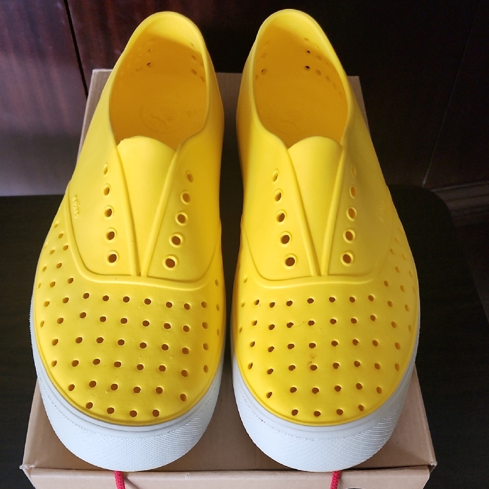 Native Yellow Loafers & Slip-Ons Unisex Men's 13/Women's 15